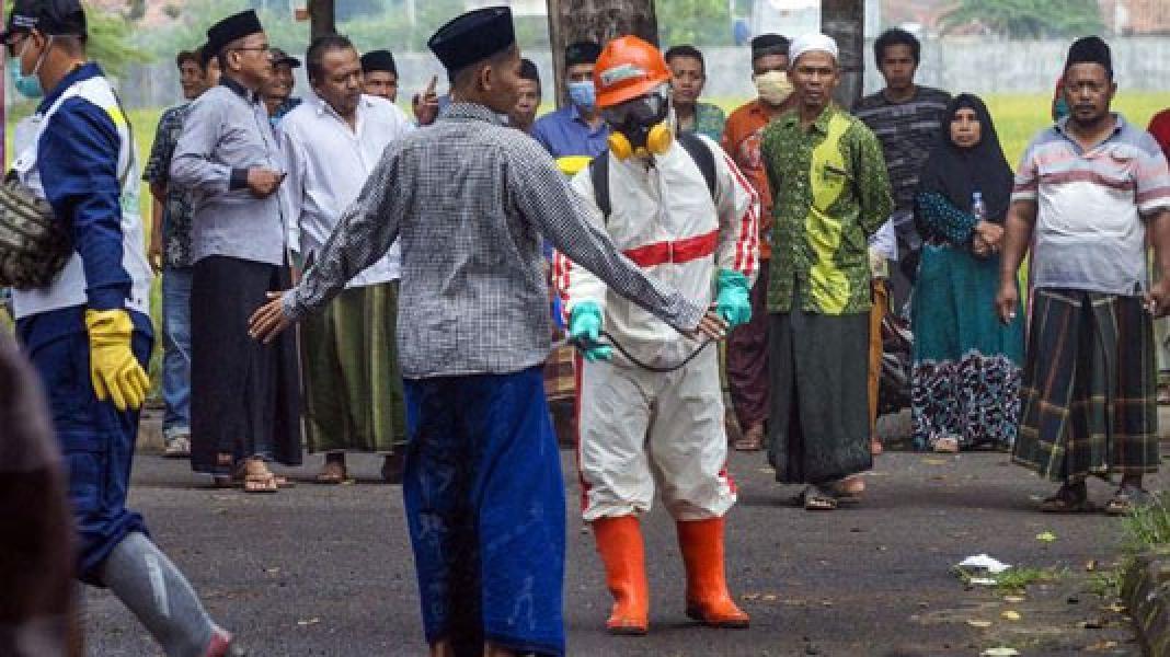 Ahli Respons Ma`ruf Amin Sebut Pesantren Klaster Baru Corona