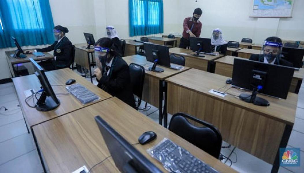 Anak Sekolah Jarak Jauh, Butuh Kuota Internet Mas Nadiem!