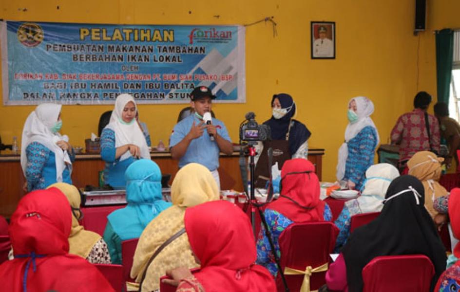 Antisipasi Stunting Akibat Kekurangan Asupan Gizi, TP PKK Siak Gelar Pelatihan Mengolah Makanan Dari Ikan Untuk Ibu Hamil dan Balita