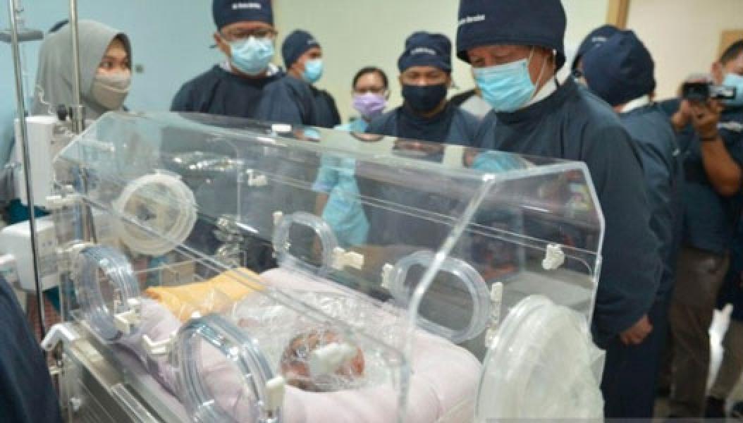 Bayi di Batam Lahir dengan Kulit Melepuh karena Penyakit Langka Herlequine Ichtyosys