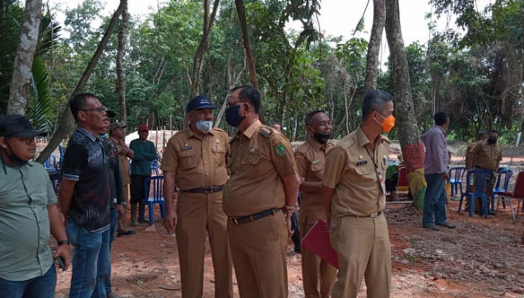 Bupati Suyatno Hadiri Semah-semah Hutan Kota