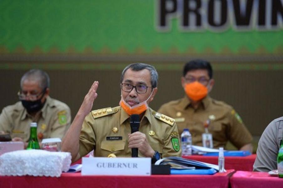 Cegah Penyebaran Covid-19, Gubri Minta Sementara Stop Rekrut Naker dari Luar Riau