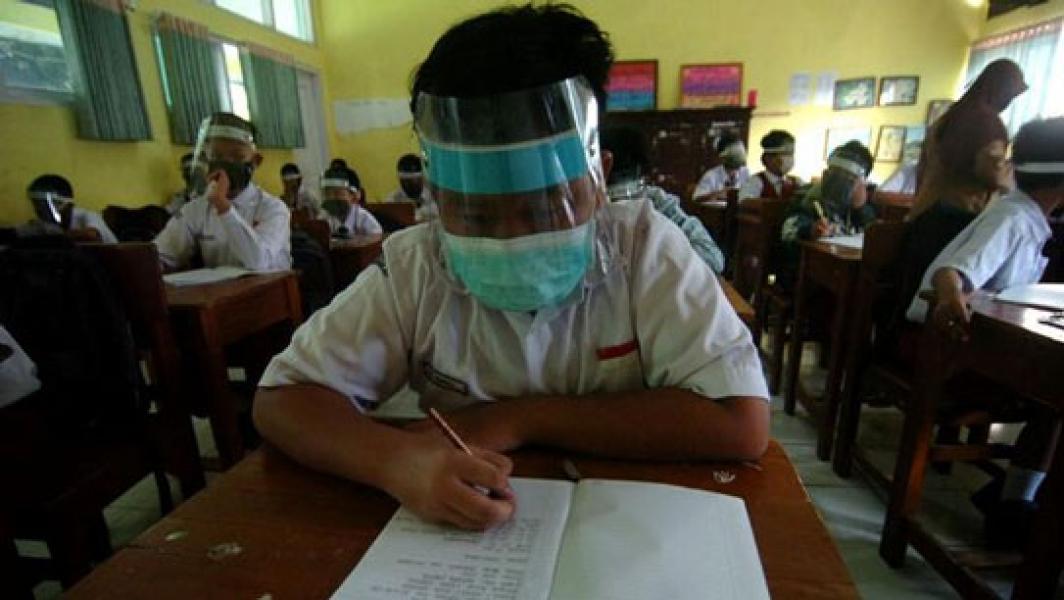 DPR Sebut Banyak Sekolah Belum Siap Protokol Kesehatan