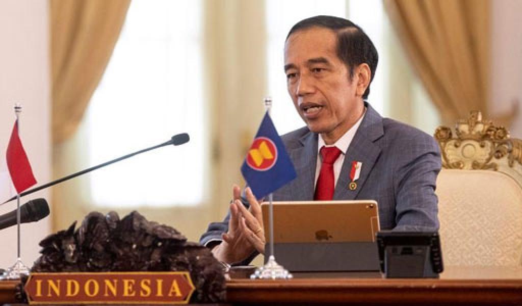 Jokowi Ungkap Rp170 Triliun Dana Pemda Nganggur di Bank
