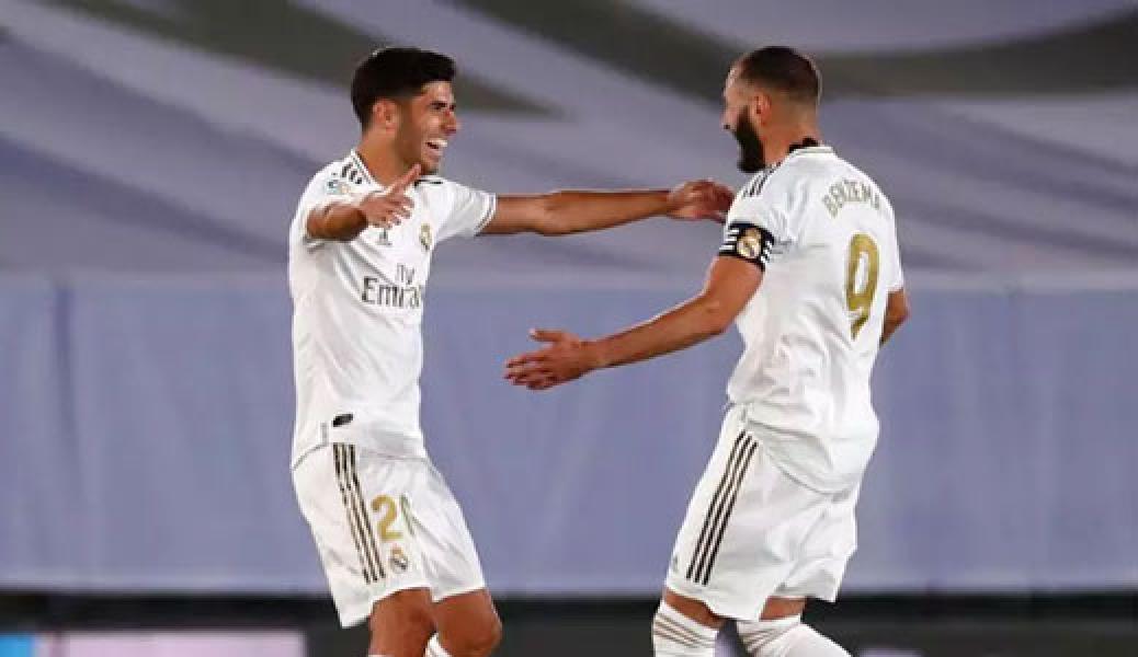 Kalahkan Deportivo Alaves, Real Madrid Jauhi Kejaran Barcelona