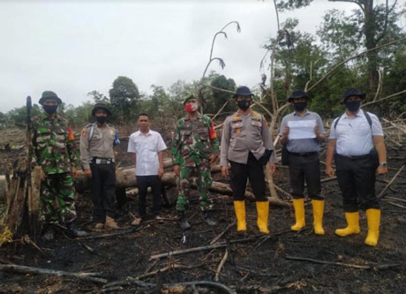 Pastikan Karlahut, Tim Gabungan TNI-Polri Tinjau Lokasi Titik Api