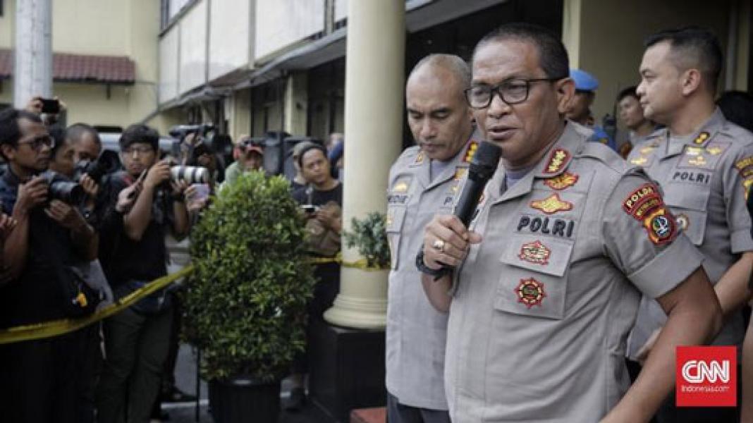 Pegawai Starbucks Intip Payudara Kenal dan Suka pada Korban