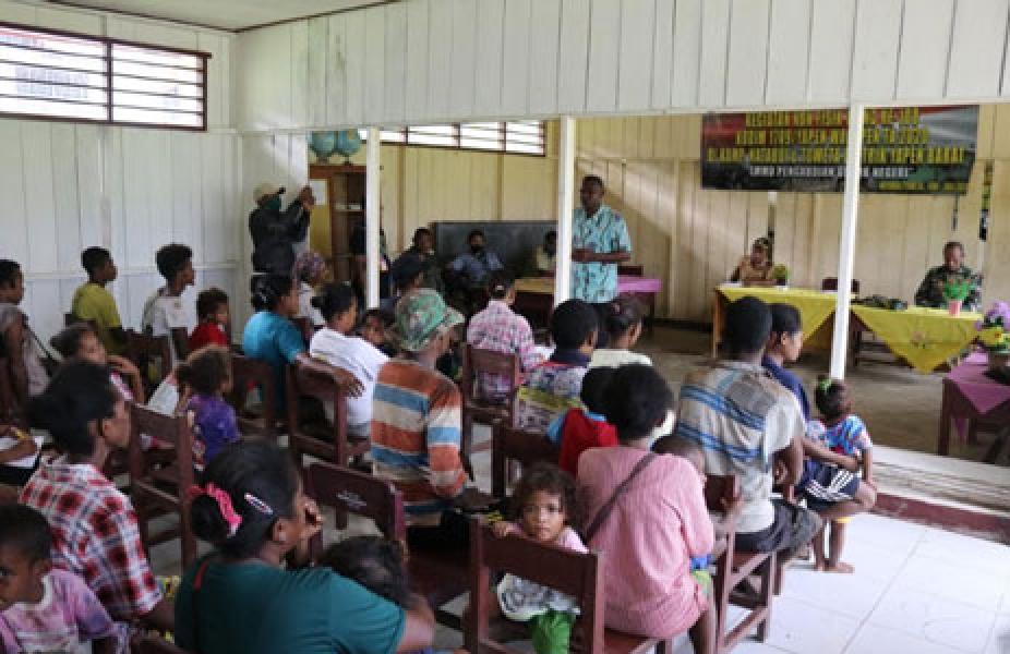 Personel Kodim 1709/Yawa Gelar Penyuluhan Pelestarian Hutan