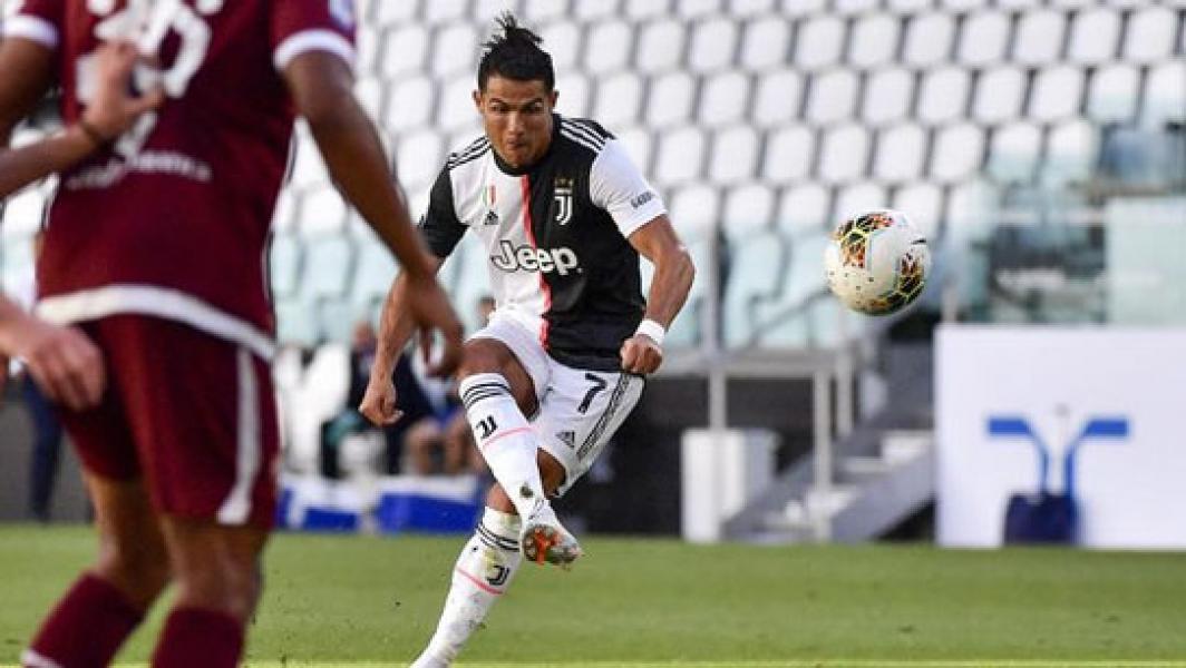 Ronaldo Patahkan Kutukan Gol Tendangan Bebas di Juventus