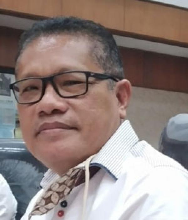 Suket Domisili Bertebaran, Robin Minta Dibentuk Pansus
