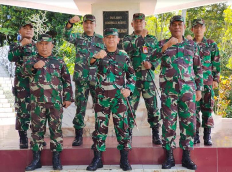 Ziarah Ke TMP Sam Ratulangi, Danlanud Sam Ratulangi Usung Si Tou Timou Tumou Tou
