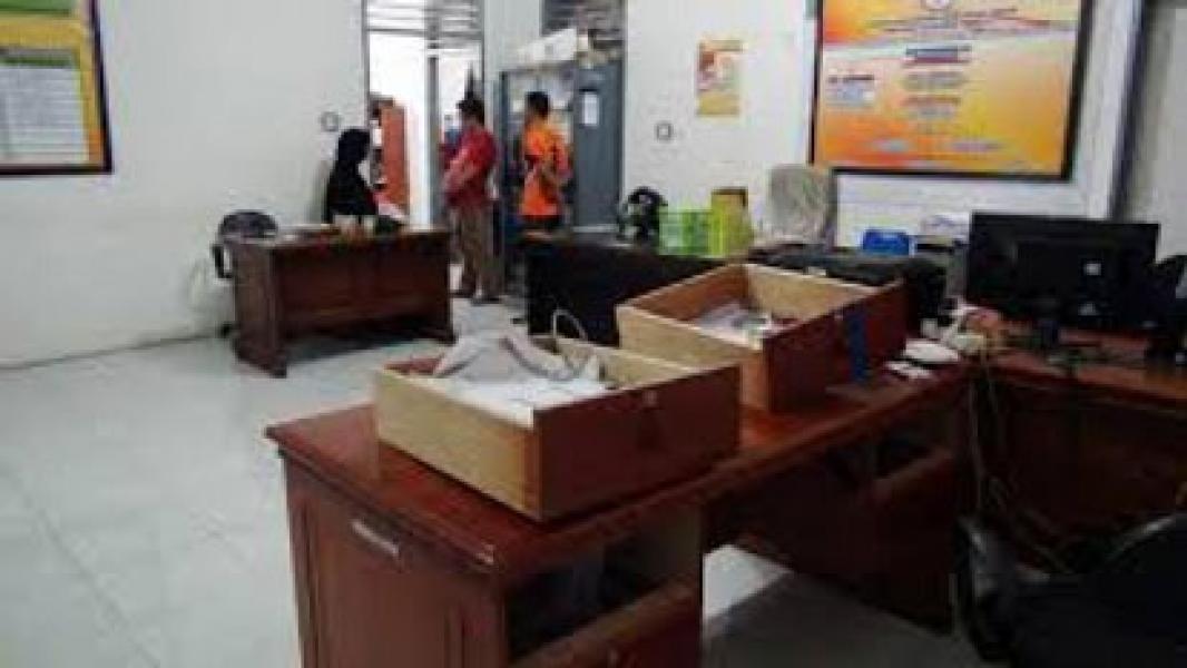 Berankas Dibongkar, Pencuri Gondol Uang Setoran