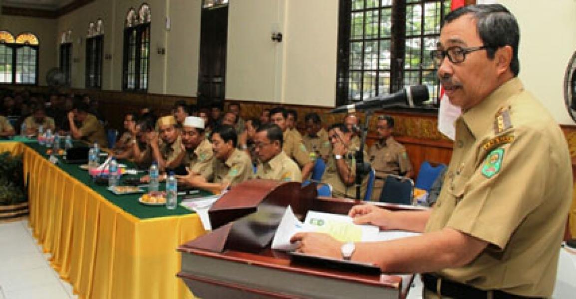 Bupati Tegaskan Camat dan Kades Selektif Keluarkan Surat Domisili