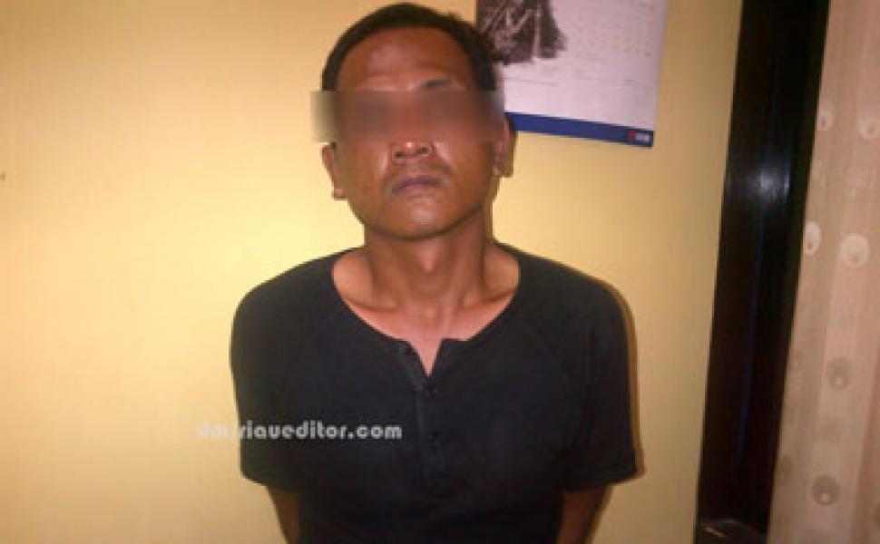 Dihajar Massa, Maling Motor Babak Belur dan Terberak Dicelana