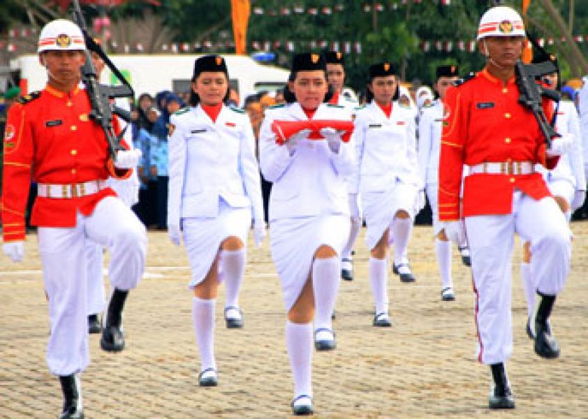 Disayangkan, Bendera Duplikat Dibawa Tanpa Baki  