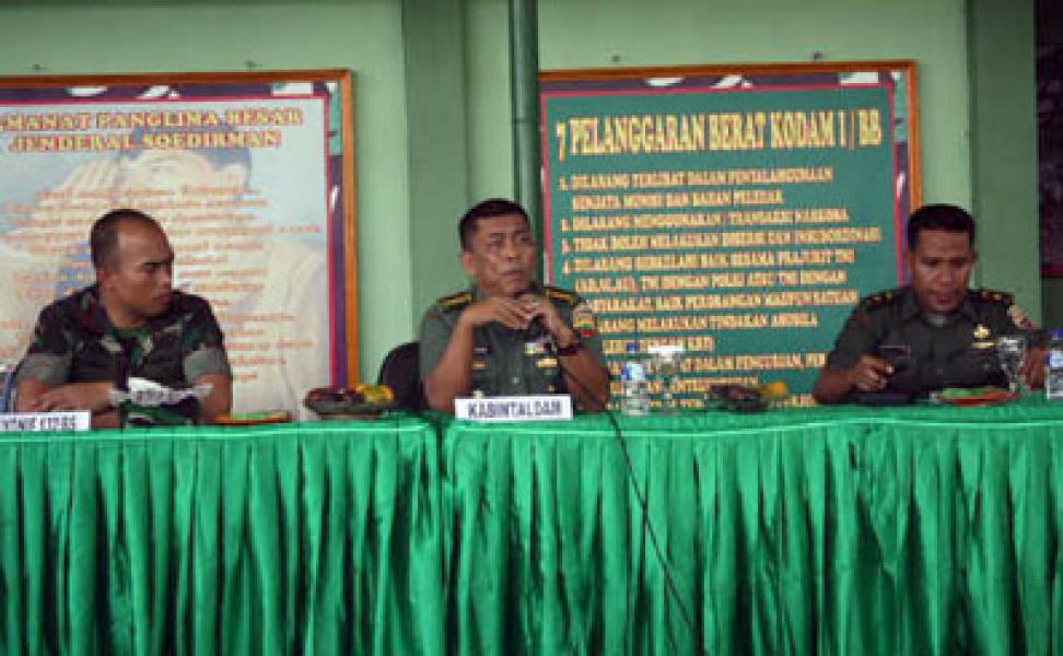 Kabintaldam I/BB Kunjungi Yonif 132/BS di Salo
