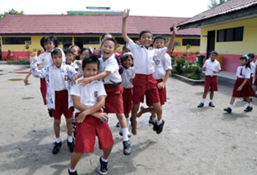 Murid Duluan Datang ke Sekolah, Disiplin Guru Dipertanyakan