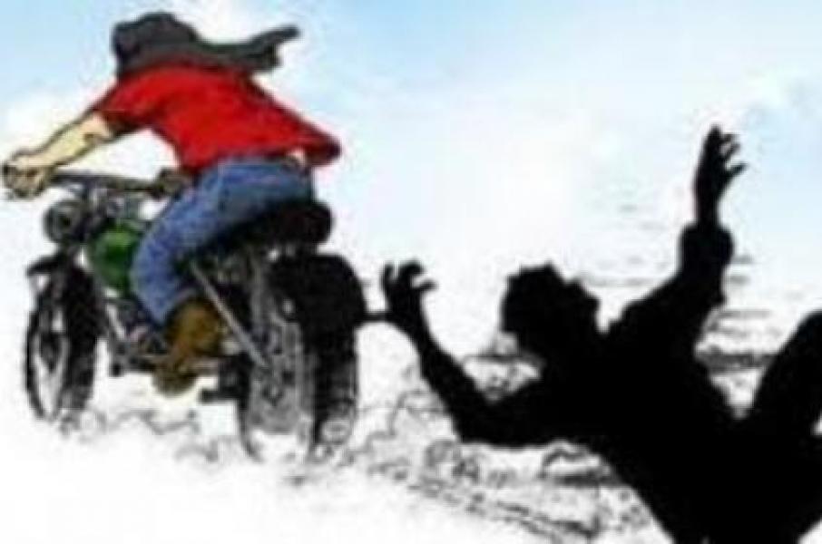 Pengendara Ditendang, Motor Honda Scoopy Dibawa Kabur Rampok