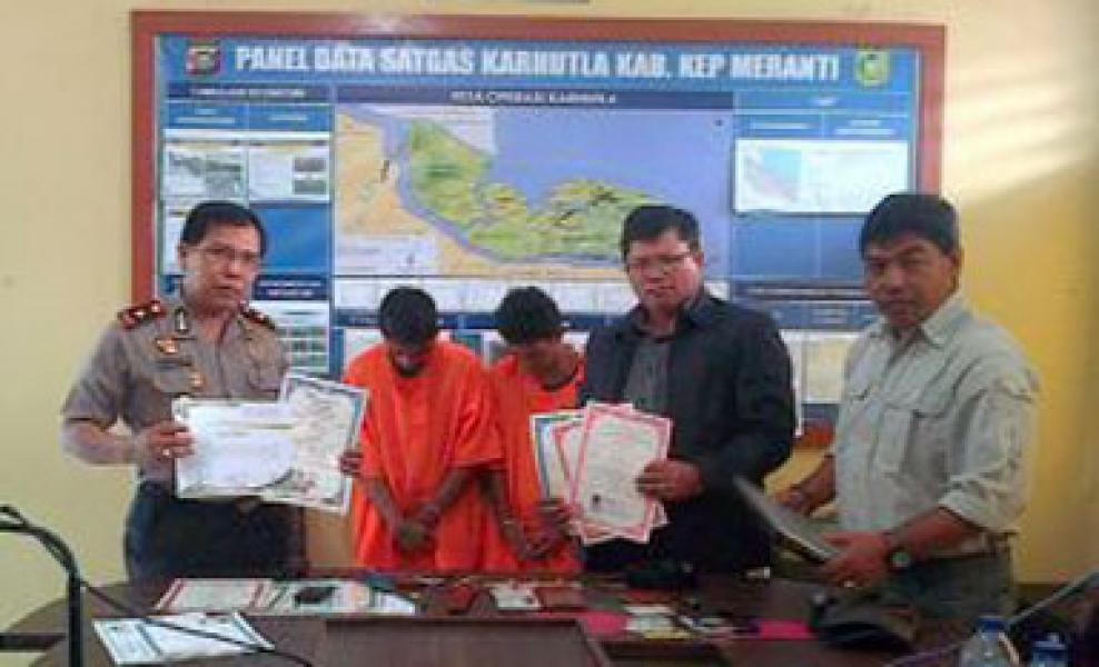 Polisi Ringkus 2 Spesialis Pembobol Rumah di Selatpanjang