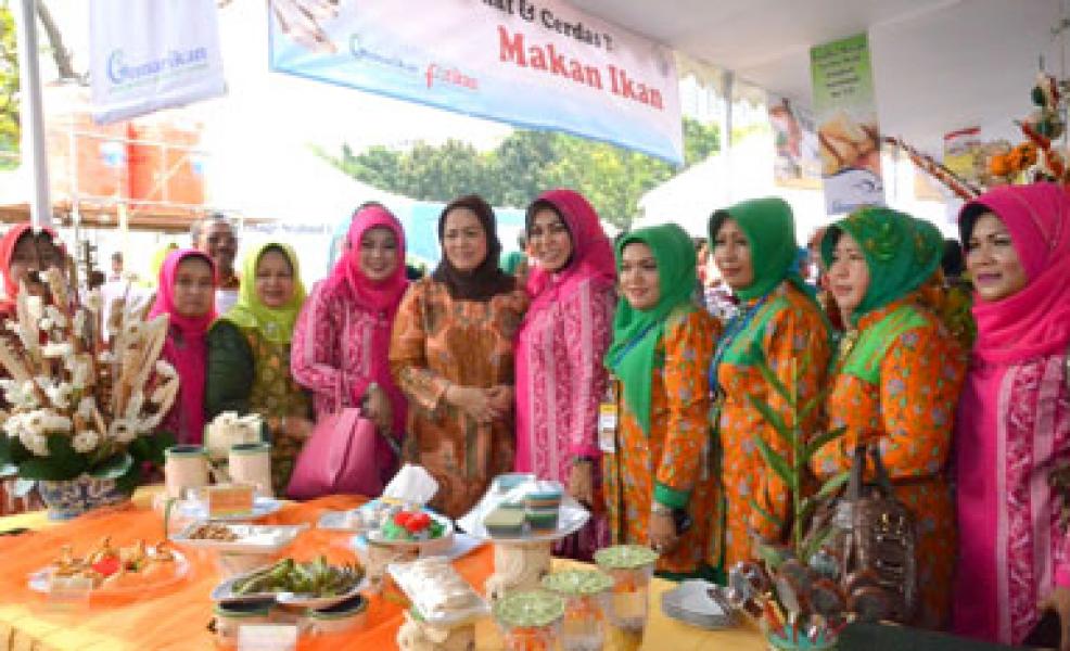 TP-PKK Riau Ambil Bagian pada Lomba Masak Ikan Nusantara Ke-12