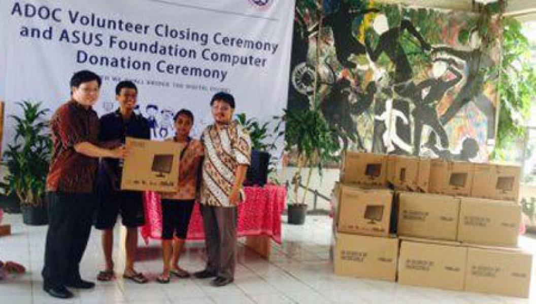 ASUS Bersama Yayasan KDM Membuka Fasilitas E-Learning untuk Anak Jalanan
