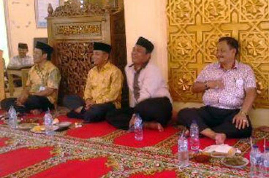 Bupati Minta Guru Sampaikan Program Pembangunan Kepada Masyarakat