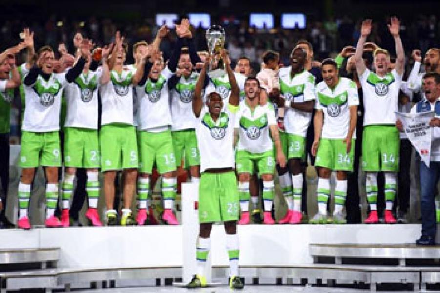 Jungkalkan Bayern, Wolfsburg Juara DFB-Supercup 2015