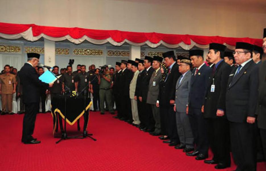Lantik 62 Pejabat Eselon III dan IV, Plt Gubri: Tunjuk PPTK yang Mampu Bekerja
