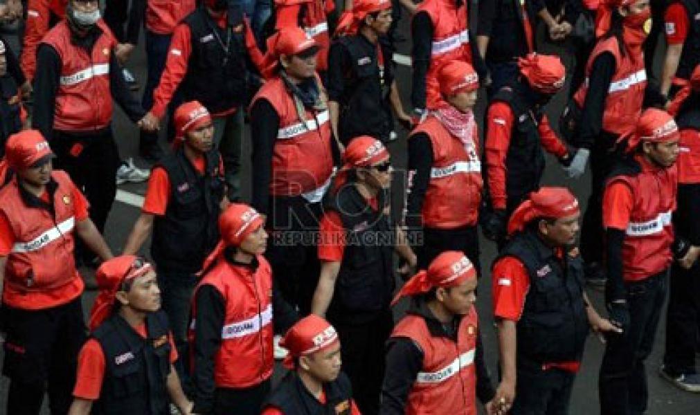 PHK Dimana-mana, 50 Ribu Buruh akan Turun ke Jalan