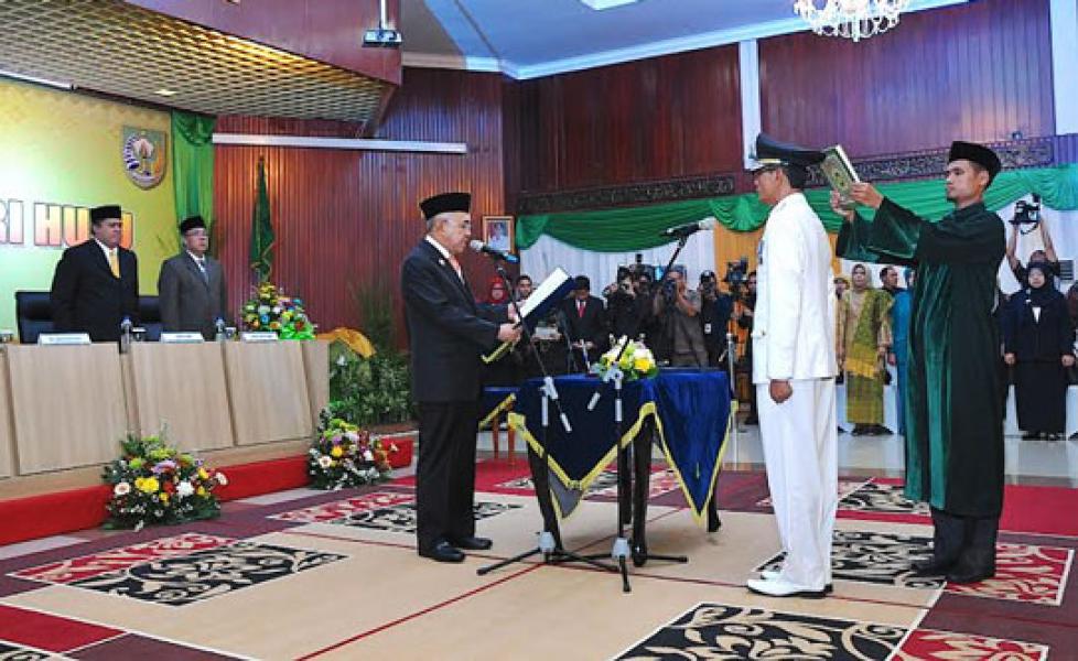 Plt Gubri Lantik Kasiarudin Pj Bupati Inhu