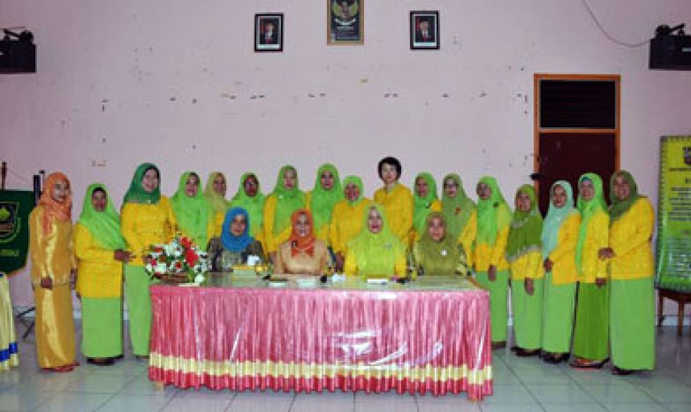 Plt TP-PKK Bengkalis Kunjungan Silaturahim ke Sekretariat GOW