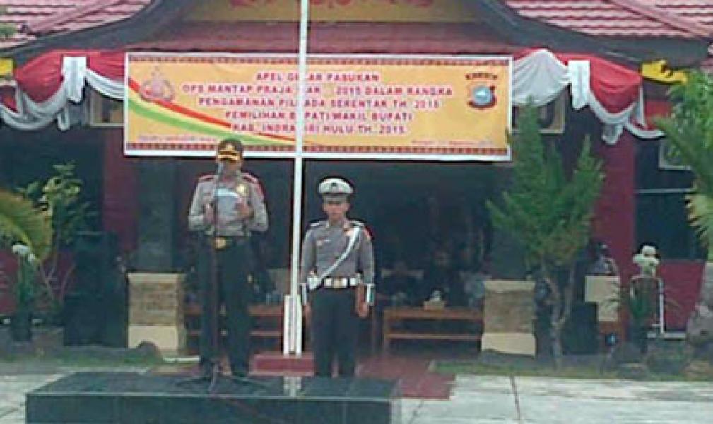 Polres Inhu Laksanakan Apel Gelar Pasukan Operasi Mantap Praja Siak 2015