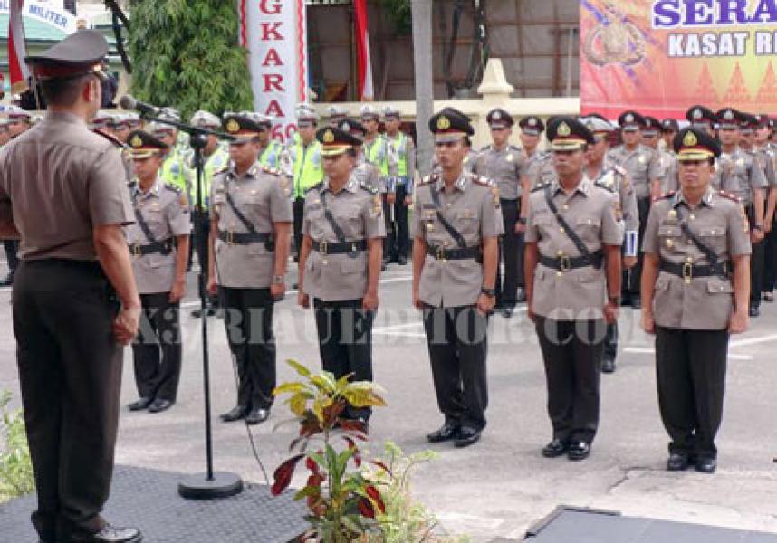 Polresta Pekanbaru Gelar Sertijab Kasat dan Dua Kapolsek
