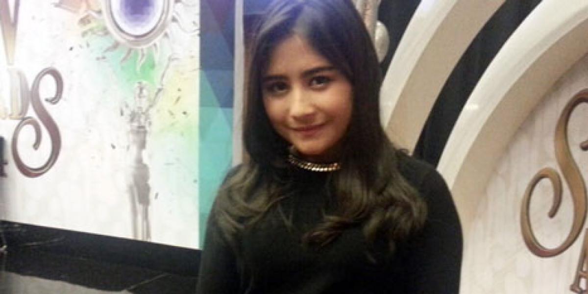 Prilly Latuconsina Datangi Polda Terkait Foto Bugil
