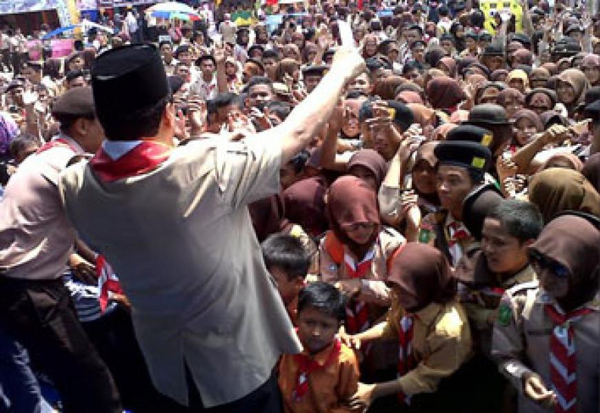 Ribuan Anggota Pramuka Joget Bersama Bupati Rohul dan Septina Rusli