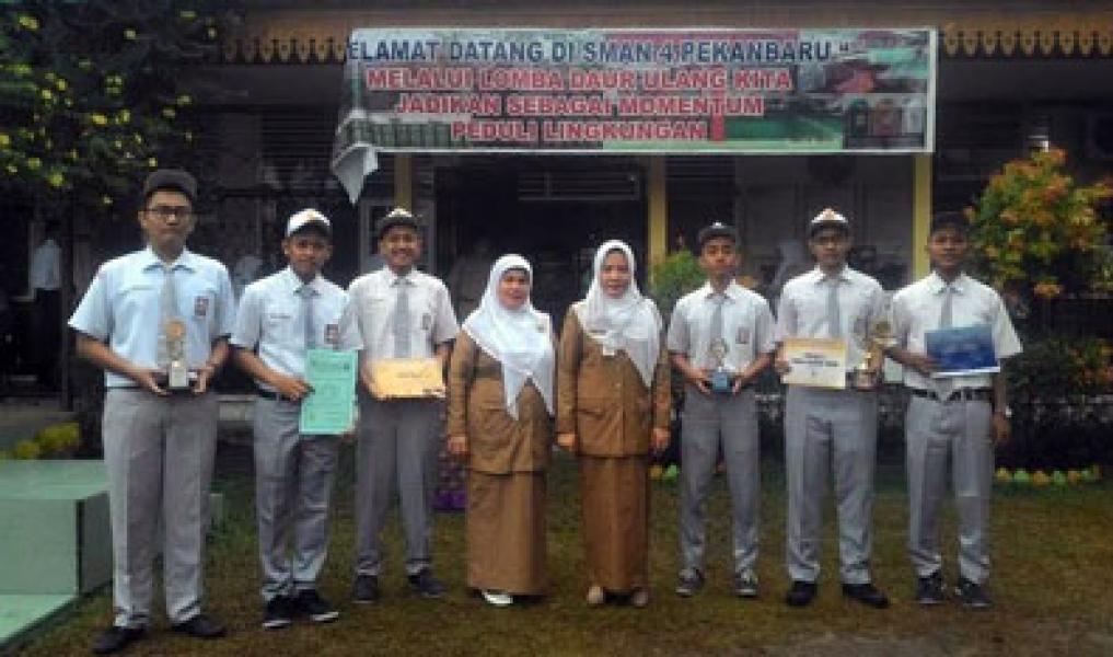 SMAN 4 Pekanbaru Raih Tiga Prestasi
