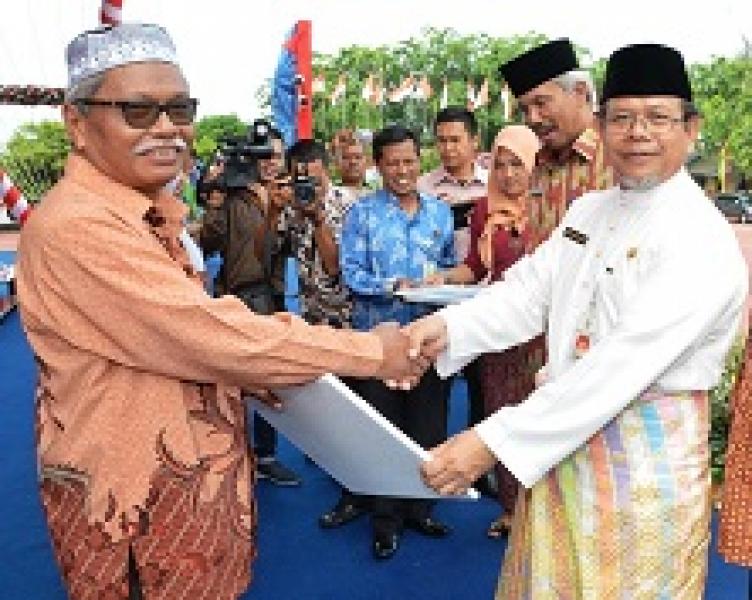 Sejumlah Koperasi Bengkalis Terima Penghargaan
