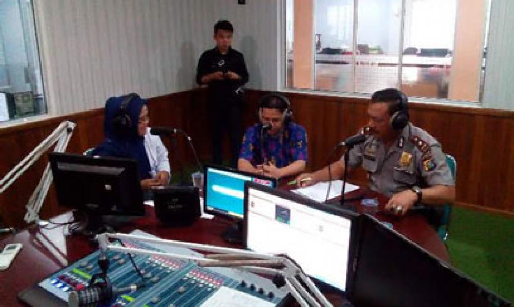 Talk Show Kasat Binmas Polresta Pekanbaru di RRI Pekanbaru, Masyarakat Sambut Positif