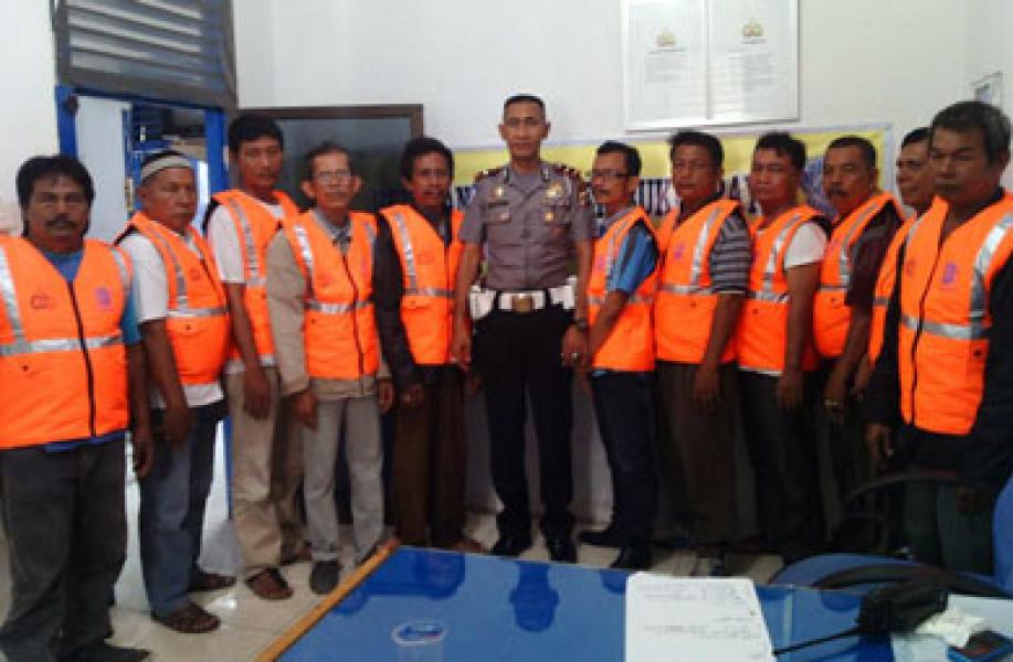 Unit Lantas Polsek Bukit Raya Lakukan Pembinaan Kepada Tukang Ojek