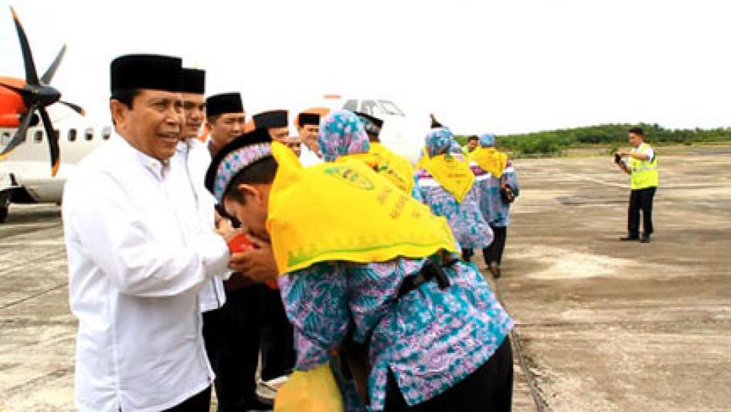 Bupati Lepas 236 JCH Rohul Menuju Embarkasi Batam