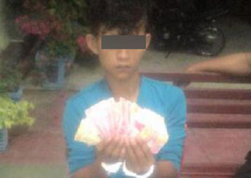 Curi Uang Tetangga, Warga Perum Pelangi Nusantara Diserahkan ke Polisi