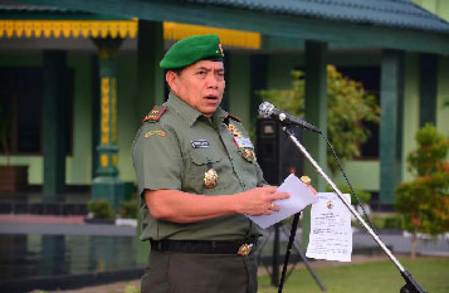 Danrem 031/Wirabima Pimpin Upacara Pemecatan Satu Prajurit Terlibat Narkoba