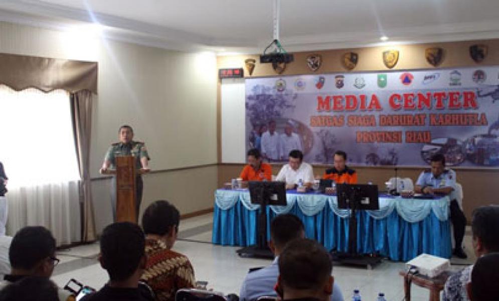 Danrem 031/Wirabima Sampaikan Perkembangan Penanggulangan Karhutla di Riau Dihadapan Kepala BNPB Pusat