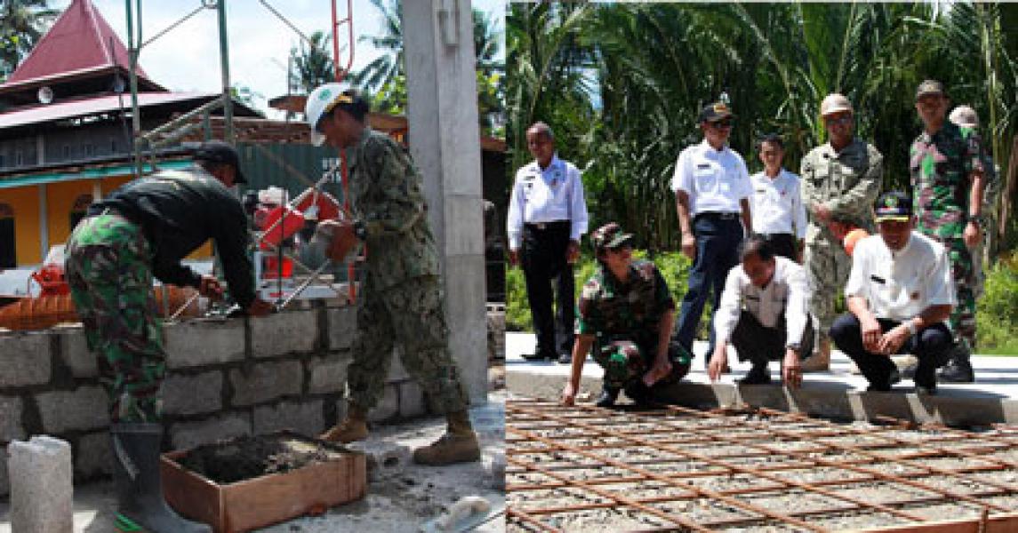Dansatgas Latma Pacific Partnership Tinjau Karya Bakti di Padang