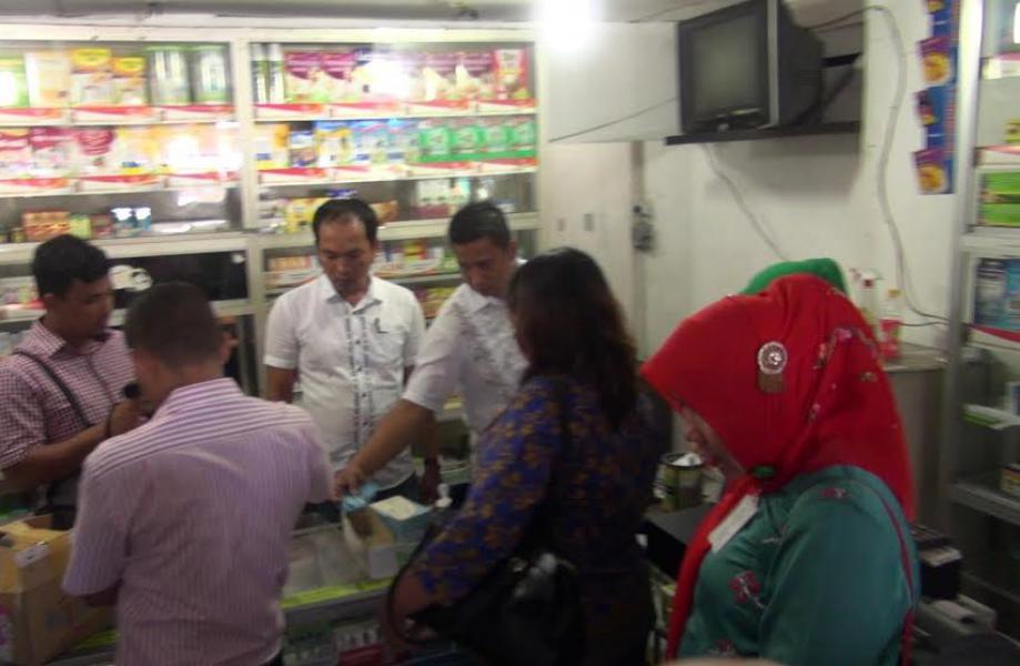 Diduga Jual Vaksin Palsu, Apotik di Jalan Hangtuah Digrebek Polisi