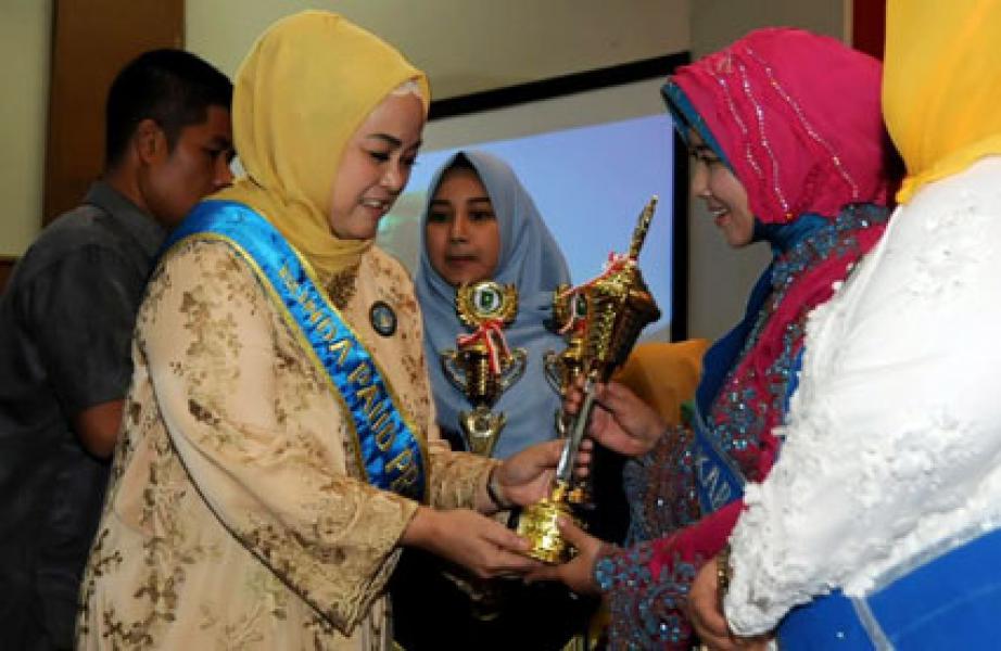 Inhil Juara I Bunda PAUD Berprestasi dalam Gebyar PAUD Provinsi Riau 2016