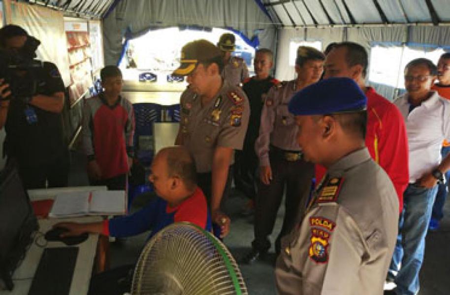 Kapolres Inhil AKBP Dolifar Manurung SIK Sambangi Posko Karlahut BPBD Inhil