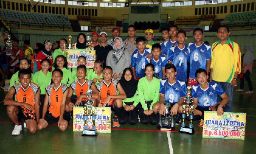 Kecamatan Bantan Pimpin Kejuaraan Bola Voli Putri Tingkat Pelajar Piala Wakil Bupati Bengkalis 2016