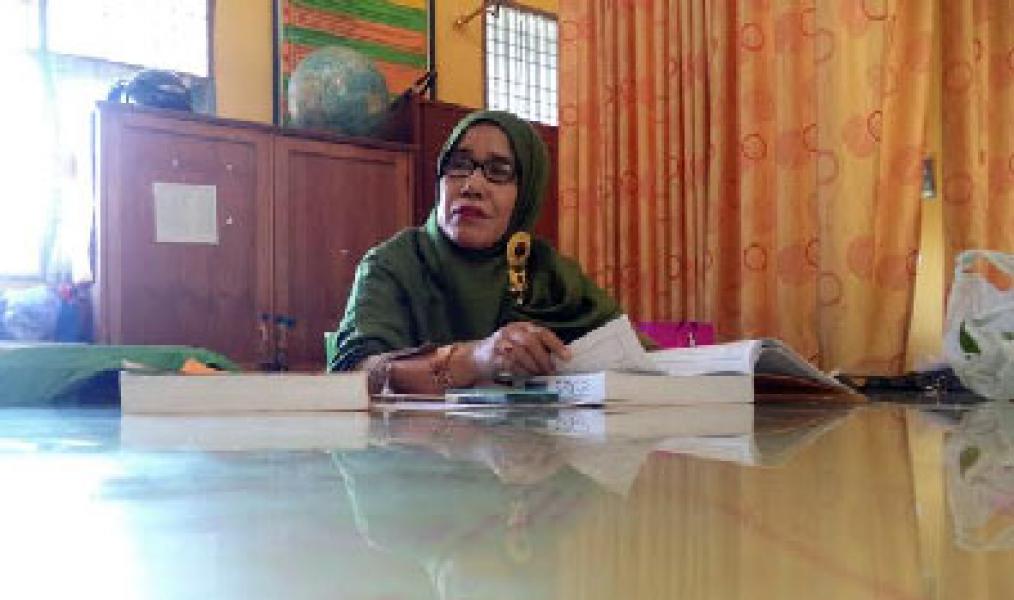 Kepsek SDN 029 Terkesan Menghindar Dikonfirmasi Penjualan Buku