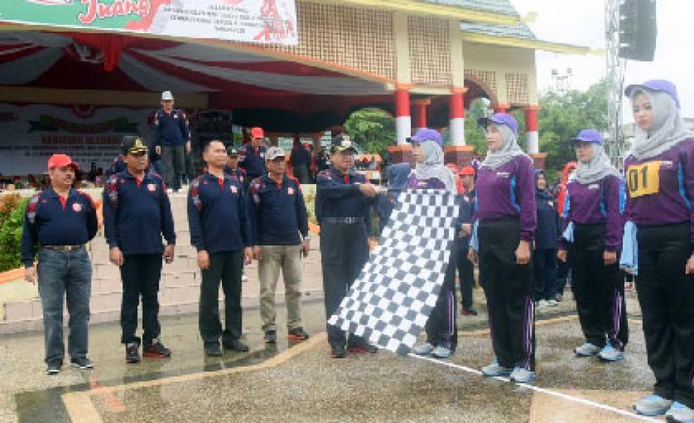 Kerja Nyata Tema HUT RI Ke 71, Bupati Wardan Fokus Selesaikan Program Kerja